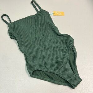 Kona Sol Women’s Green Textured One-Piece Full Seat Coverage Swimsuit Size S